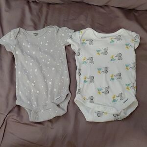 Carter's Gray Star and White Elephant Bodysuit Set